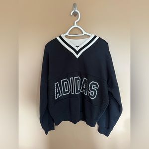 Size small black adidas crew neck. Fits oversized.